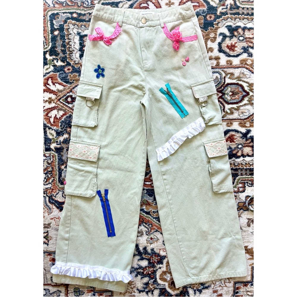 OOAK Reconstructed Cargo Jeans Seafoam Green Lace Zippers Women’s Size 2/4